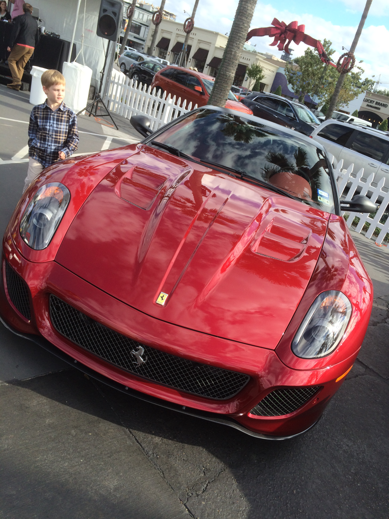 Illustration for article titled Ferrari Festival of Houston